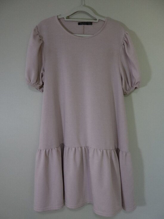 Boohoo Dresses & Skirts - BooHoo Pastel Pink Shift Dress with Puffy Sleeves